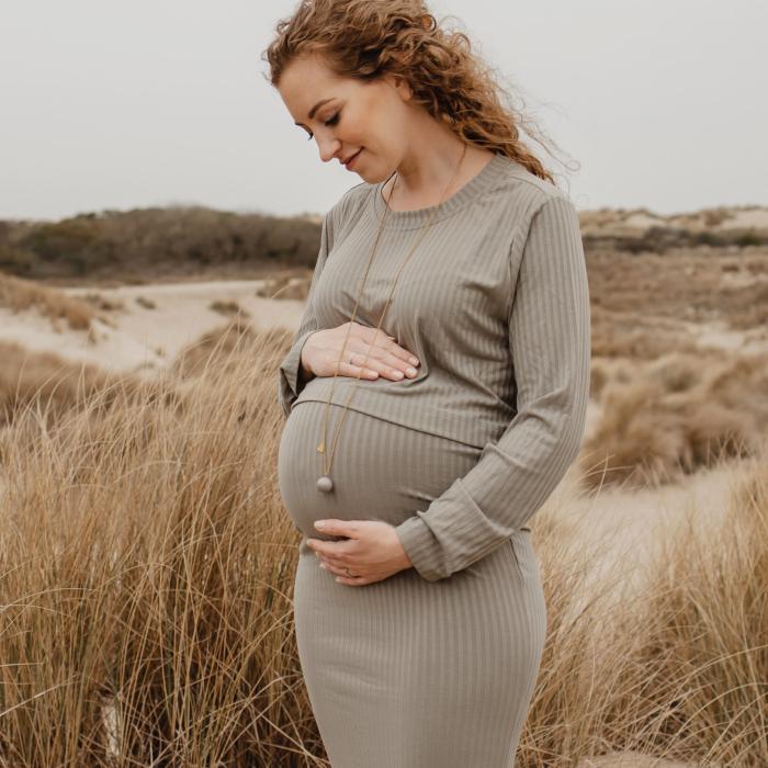 Proud Mama Bola pregnancy necklace Taupe