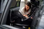 Lionelo Astrid i-Size set κάθισμα αυτοκινήτου 40-87cm &#038; βάση isofix Pink Coral