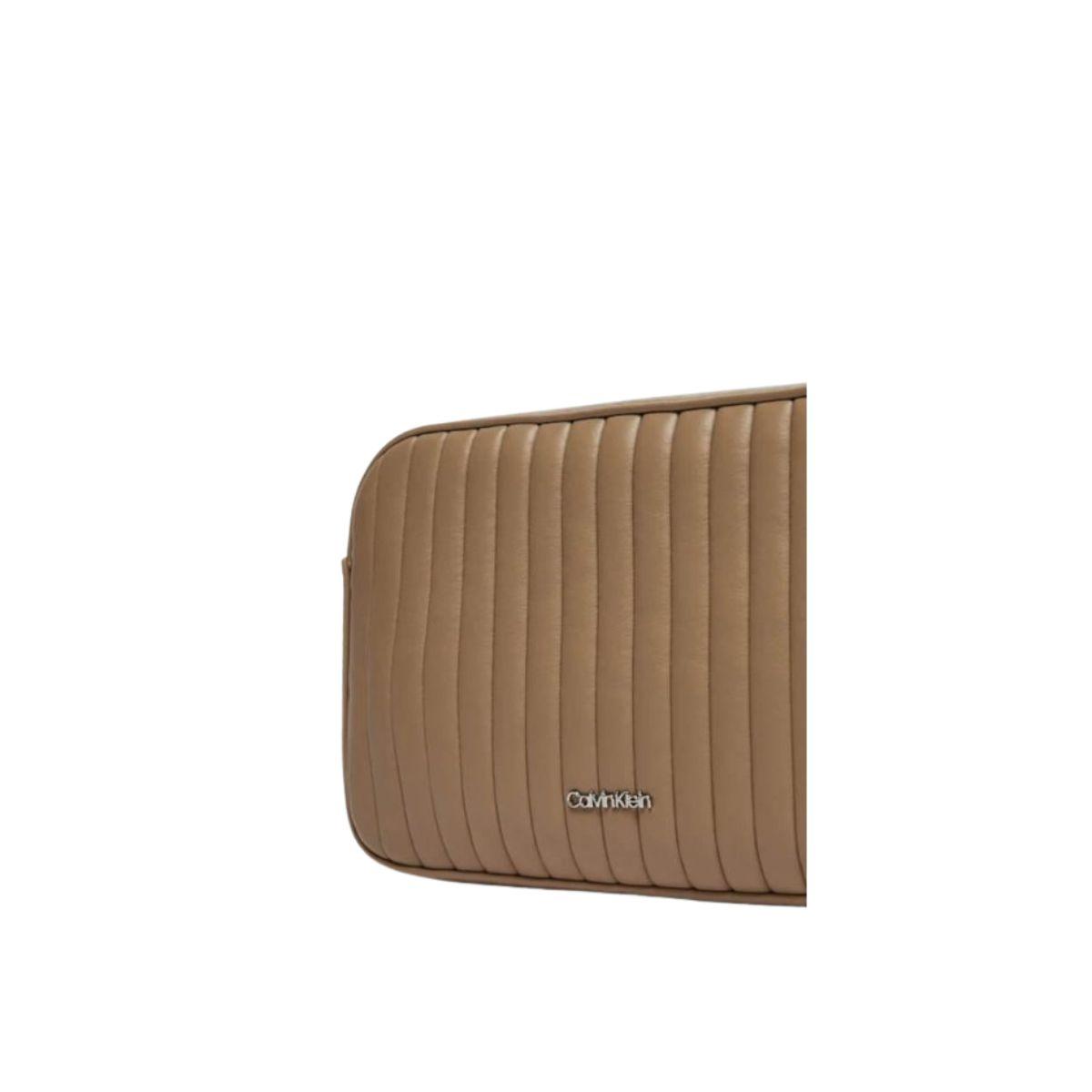 ΓΥΝΑΙΚΕΙΕΣ ΤΣΑΝΤΕΣ CALVIN KLEIN K60K613078 PAI ΜΠΕΖ