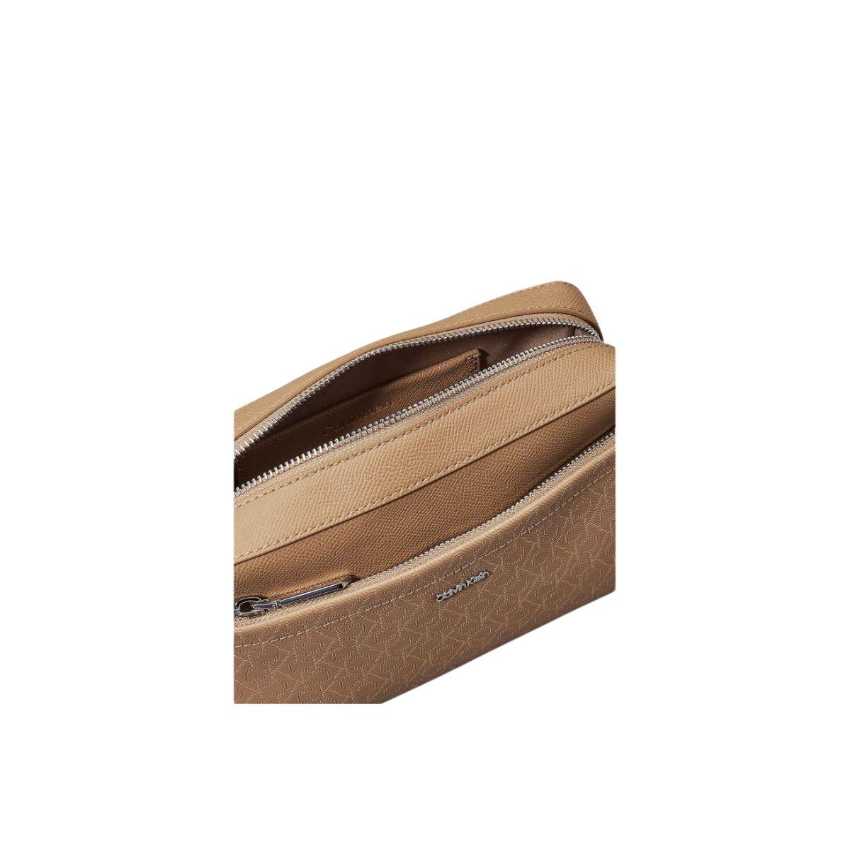 ΓΥΝΑΙΚΕΙΕΣ ΤΣΑΝΤΕΣ CALVIN KLEIN K60K612808 0F4 ΜΠΕΖ