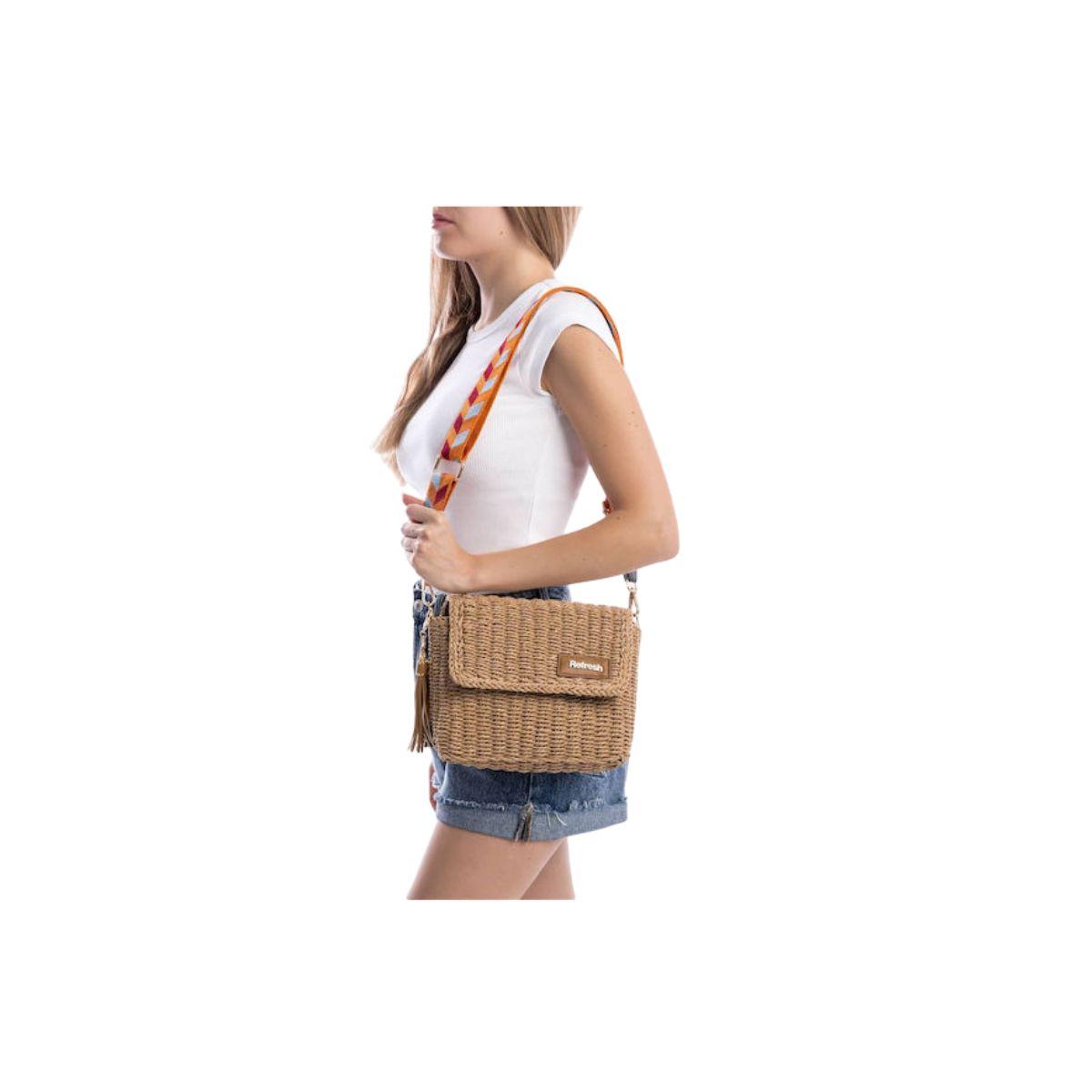 ΓΥΝΑΙΚΕΙΑ ΤΣΑΝΤΑ REFRECH 183306 TAUPE