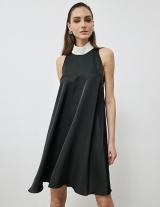 OFFER / 33-3044-102 Φόρεμα μίνι με γιακά στρας