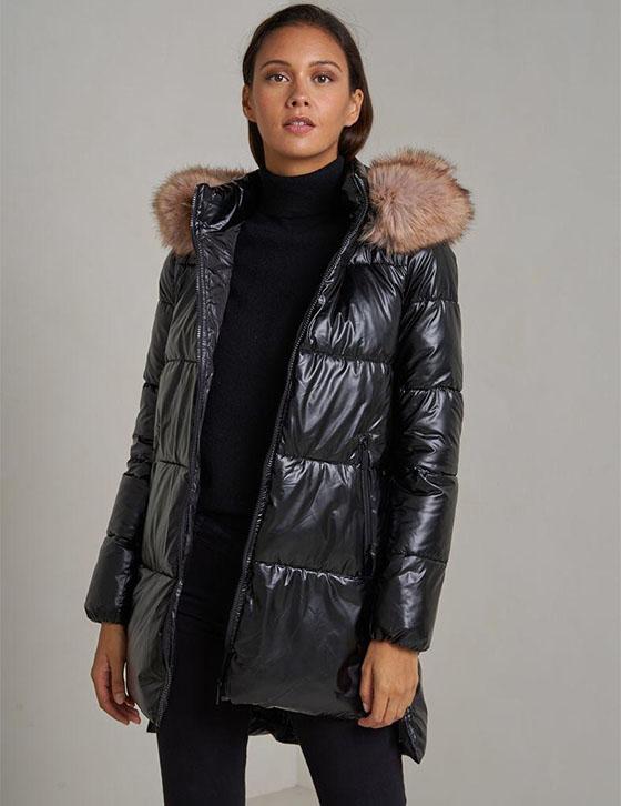 AT8332B Hooded Puffer Jacket With Faux Fur