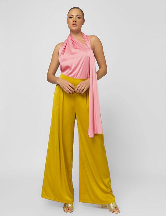   25S351 Open Back Silky Top