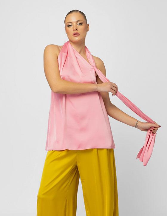   25S351 Open Back Silky Top