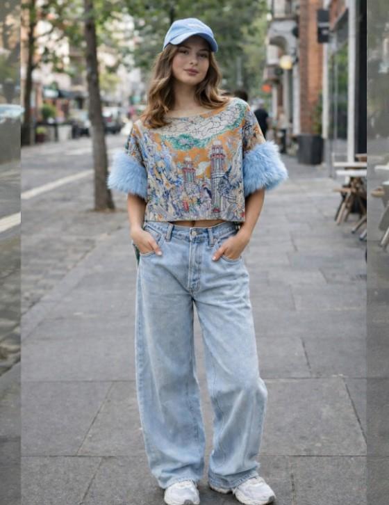 AA/BLOUSE/C/W Μπλούζα με Γούνινα Μανίκια