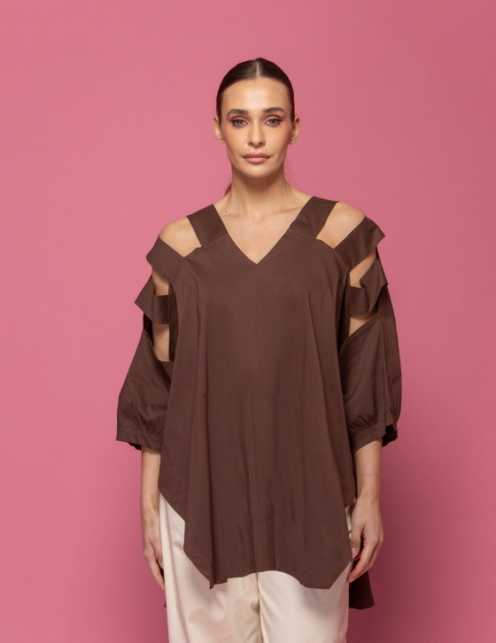 26S303 Oversized Μπλούζα με σκισίματα 